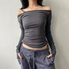 44536550064350|44536550097118|44536550129886 Heather Grey Stretch Tops For Spring, Fitted Heather Grey Top For Spring, Spring Gray Long Sleeve Cotton Top, Gray Cotton Long Sleeve Top For Spring, Gray Long Sleeve Cotton Top For Spring, Outfits Retro, Autumn T Shirts, Trendy Summer Outfits, Retro Tee