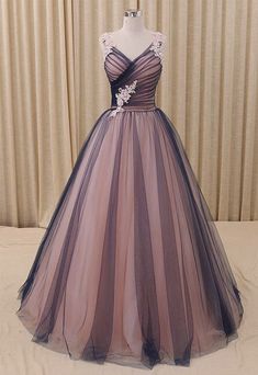 Prom Dress Tulle, Gaun Koktail, Rebellious Fashion, Navy Blue And Pink, Navy Blue Prom Dresses, Princess Prom Dresses, V Neck Prom Dresses, Formal Evening Dress, Dress Tulle