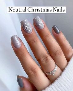 Unghie Sfumate, Winter Nails Acrylic, Christmas Gel Nails, Snowflake Nails, Cute Gel Nails, Christmas Nails Acrylic, Short Acrylic Nails Designs, New Year's Nails, Dipped Nails