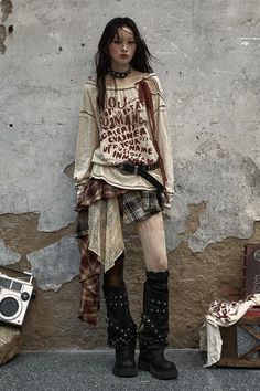 Y2K Clothing | Pixie Rebels' range of Chinese 2000s Fashion Brands Y2k Outfits Feminine, Female Gaze Outfits, Outfit Ideas Feminine, Punk Aesthetic Outfit, Messy Fashion, Survival Outfit, Lace Shirt Outfit, Messy Makeup, Pixie Rebels