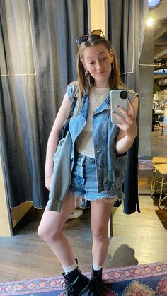 #ootd #outfitidea #denimondenim #denim #drmartens #gilet #silverjewelryforwomen #earrings #sunglasses #utrecht #netherlands #outfitoftheday Utrecht Netherlands, Utrecht, Dr. Martens, Netherlands, Sunglasses