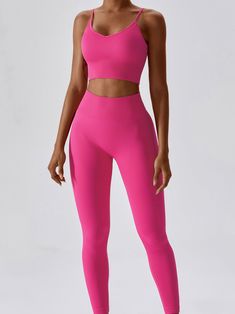 PRODUCT FEATURES: Rib Seamless Breathable.? quick-dry. moisture absorption. Wear-tested by our in-house team for the perfect fit. FABRICATION: 87% Nylon 13% Spandex Sweat-wicking technology that can remove moisture from your body BRA BODY LENGTH: S?- 25cm (9.85inch) M?- 30cm (11.8inch) L?- 32cm (14.1inch) Back Yoga, Body Bra, Body Skirt, Slip Shorts, Strapless Bandeau, Vest Women, Yoga Set, Yoga Bra, Plus Size Swimwear