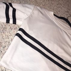 Super Soft And Comfy Cropped Long Sleeve. Never Worn And Brand New From Romwe!! I Bought It And It Didn’t End Up Fitting Me The Way I Liked So I Thought Someone Else Could Get Way Better Use Out Of It! Please Make Offers Below!! Sporty White Tops With Striped Sleeves, Black Fitted Top With Contrast Stripes, Fitted Black Top With Contrast Stripes, White Crew Neck Top With Striped Sleeves, Trendy White Tops With Striped Sleeves, Black And White Crew Neck Tops For Spring, Summer White Tops With Contrast Stripes, Chic White Crew Neck Crop Top, White Stretch Tops With Contrast Stripes