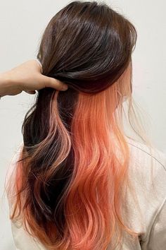 Peach Underdye Hair, Peekaboo Hair Color Korean, Coral Peekaboo Hair, Underside Dyed Hair, Dye Under Hair, Underhair Color Dyed Hair, Different Ways To Dye Your Hair, Under Layer Hair Dye, Undercolor Hair