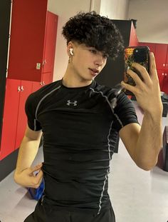 Curly Hair Fade, Edgars Haircut, Brown Hair Men, Medium Curly Hair Styles, Haircut Designs, Boys With Curly Hair, Corte De Cabelo Masculino, Hair Replacement, Curly Hair Men