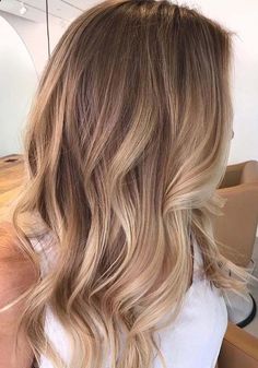 Tmavý Blond, Ombre Hair Blonde, Blonde Hair Shades, Winter Hair Color, Hair Shades, Brown Blonde Hair, Ombre Hair Color, Brown Hair With Highlights