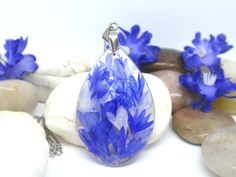 Blue Cornflower petals teardrop resin necklace Pressed Florals, Jewellery Resin, Resin Dried Flowers, Epoxy Clay, Magic Moon, Pressed Flower Necklace, Blue Cornflower, Real Flower Jewelry, Eco Resin