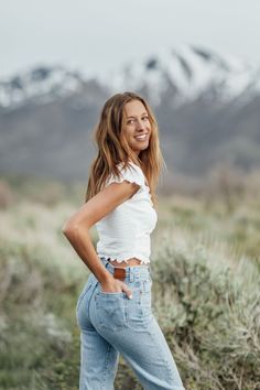 Summer Sunset Senior Photos In the Wasatch Mountains of Utah. Senior Pictures. Senior Picture Inspiration. Senior Picture Inspo. Senior Picture Outfits. Wasatch Mountains. Dreamy Mountain Portraits. Sunset in the Mountains. Utah Senior Photographer. Utah Wedding Photographer. Park City Photographer. Park City Senior Picture Photographer. Summer senior pictures. Summer in the mountains. Summer sunsets. Portraits. Self Love. Self love portrait photography. Mountain photos. Mountain portraits. Self Love Portrait, Utah Senior Pictures, Senior Pictures Utah, Mountain Portraits, Senior Picture Inspiration, Female Photoshoot, Summer Senior Pictures, Social Media Blog, Grad Ideas