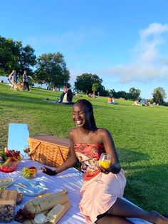 Black Femininity, How To Pose, Black Is Beautiful, Beautiful Black Women, Summer Aesthetic, Summer Girls