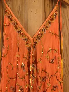 A stunning boho dress made from upcycled vintage silk .. so much beautiful embroidery and decorative sequins ..this is a stunning piece .. gorgeous silk in peach and yellow ombré .. sequins in gold, copper,and silver .. fits Uk sizes 8-14 and can be worn tied or loose .. a rare find - handpicked fabric - this silk falls beautifully into assymetric hemline and is a dream to wear .. a true bohemian dress 🧡 Beachy Boho Outfits, Whimsical Gothic, Silver Fits, Shopping Link, Boho Chic Dress, Boho Fabric, Bohemian Tops, Embroidery On Clothes, Gold Copper