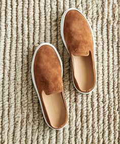 Jenni Kayne Suede Slider Sneaker Slide On Sneakers, Jenni Kayne, Cute Sandals, Casual Stylish, On Sneakers, Sneakers Men Fashion, Suede Sneakers, Stylish Bag, Slip On Sneakers