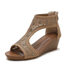 PRICES MAY VARY. Imported Sale Sandals, Sandals For Beach, Boho Shoes, Comfortable Wedges, Roman Sandals, Stil Boho, Boho Sandals, Classy Shoes, Chic Sandals