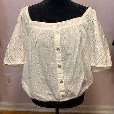 Nwtswhite Cotton Blouse Can Be Worn On Or Off Shoulders Short Sleeve Eyelet Puff Sleeve Size Xl Runs Smaller Or A Juniors One Call Outsmall Hole On One Sleeve Look At Photos White Button Closure Tops For Spring, White Tops With Button Closure For Spring, White Tops With Button Closure For Day Out, White Top With Button Closure For Day Out, White Cropped Casual Blouse, Casual White Cropped Blouse, White Cotton Blouse, Short Puff Sleeve, Cotton Blouse