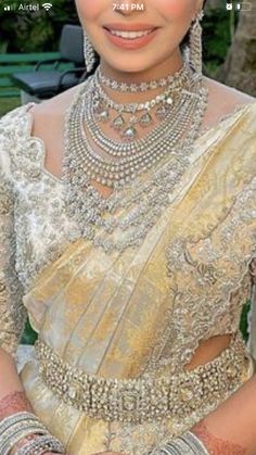 Sarees Outfit, Wedding Matching Outfits, Manish Malhotra Saree, Indian Embroidery Designs, South Indian Bride Saree, Satin Fashion, South Indian Sarees, Telugu Brides, Indian Brides