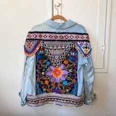 Authentic Wild And Free Jewelry Oversized Denim Jacket ! This Is A Custom Jacket, There Is No Other Like It! I Really Love It But I Found I Wasn’t Wearing It Very Much. I’d Love To See Someone Wearing It Out As Much As It Deserves! Hand Painted Denim Jacket, Painted Denim Jacket, Boho Clothes, Painted Denim, Oversized Denim Jacket, Custom Jacket, Wild And Free, Free Jewelry, Boho Outfits