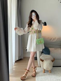 Girly Outfits Korean, Casual Girly Outfits, Girly Casual, Style Aesthetics, Fasion Outfits, Korean Casual Outfits, Korean Fashion Dress, Korean Girl Fashion, Ulzzang Fashion