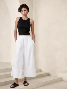 Linen-Blend Wide-Leg Crop Pant | Banana Republic Factory Black Wide Leg Capri Pants Outfit, Cute Jeans Outfit Summer, Elevated Athleisure Outfits Summer, Linen Palazzo Pants Outfit, Wide Linen Pants Outfit, Cropped Linen Pants Outfit, Chic Ankle-length Linen Wide Leg Pants, Everyday Wide-leg Linen Pants, Non-stretch Linen Wide Leg Pants For Spring