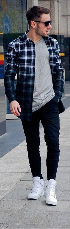 Trending men's street styles on Pinterest #mensfashion #streetstyles, #jewelryformen Men With Street Style, Mens Fashion Blog, Smart Outfit, Men's Outfits, Long Sleeve Plaid Shirt, Fashion Man, Men Street