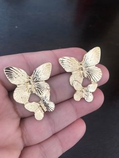 Adorable, effortless minimal and unique! A complete guide to cute outfits and style lover aesthetics❤️ This one is made for a charmer like you with all the love from Noorzaracollection! These beautiful butterfly studs in gold plating and silver plating are ready to ship. Color : gold , silver  Hand crafted and gold plated kundan indian/pakistani jewelry Material:brass,stone,gemstone,pearl  We bring you casual as well as party wear jewelry which comes with an attractive design and style. It goes well modern and traditional outfits. Visit my website for more collections  https://www.etsy.com/shop/Noorzaracollection Note :Color, shades, texture displayed may slightly vary from the actual product due to digital image limitations. We request you to consider these minor variations. Please expect Gold Earrings With Butterfly Charm For Party, Gold Butterfly Charm Earrings For Party, Party Earrings With Gold Butterfly Charm, Party Butterfly Charm Earrings, Party Butterfly Earrings With Charm, Butterfly Charm Earrings For Party, Dainty Butterfly Earrings For Wedding, Gold Butterfly Earrings For Wedding, Gold Butterfly Earrings For Party