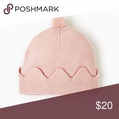 ⏰LAST CHANCE⏰ ZARA Crown Knit Hat Brand new! Zara Accessories Size: 6-12 months 7.5" 19 cm Knit: 100% Cotton Color: Pink Fully lined Made in China 1323/595/620 Keywords: ZaraKids Kids Girl BabyGirl Baby Mini Boy BabyBoy soft baby pinkish blush rose beanie knitted tiara Zara Accessories Hats Cute Soft Pink Hat, Adjustable Soft Knit Pink Hat, Warm Pink Knit Hat, Cute Pink Knitted Hat, Cute Knitted Fitted Hat, Beanie Knitted, Baby Crown, Zara Accessories, Zara Baby