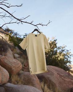 Desert Photoshoot Ideas, Mens Western Wear, Desert Palm, Desert Photoshoot, Apparel Design Inspiration, Tshirt Photography, Outdoor Clothing Brands