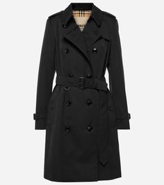 Burberry cotton gabardine coat (Mytheresa). Material: cotton. Colour: black #fashion #coat #clothes #outfits #luxury #burberry Elegant Cotton Outerwear With Belted Cuffs, Classic Cotton Outerwear With Double-breasted Button, Classic Cotton Outerwear With Double-breasted Button Fastening, Cotton Trench Coat, Knee Length Coat, Burberry Outfit, Burberry Coat, Burberry Scarf, Trench Coat Black