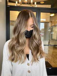 Blonde To Natural Brown, Natural Sandy Brown Hair, Brown Hair With Light Balayage, Root Smudge Dark Blonde, Blonde Hair Looks Medium Length, Mushroom Brown Hair Color With Money Pieces, Wheat Colored Hair, Sunkissed Hair Light Brown, Natural Balyage On Light Brown Hair