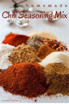 the ingredients for chili seasoning mix are shown