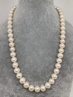 Our Real fresh water cultured pearls collection are real genuine pearls polish and shine on the pearls are natural and will stay as it is life long and can be used by generations. Natural Pearls have naturally varying undulations on the surface This classy pearl necklaces wear it with confidence worth every money spent. Mala Length : Approx. 18 Inches No Earrings Classic Pear-shaped Pearl Necklace, Classic Pear-shaped Pearl Necklace With Charm, Pearls Mala, Pearl Mala, Fresh Water Pearl Necklace, Real Pearl Necklace, Fashionable Clothes, Pearls Necklace, Pearl Necklaces