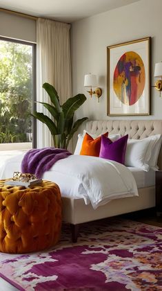 Vibrant Master Bedrooms Decor, Platform Bed Bedding Ideas, Bedroom Cool Tones, Spa Bedroom Decor, Modern Chic Bedroom Ideas, Miami Bedroom Aesthetic, Eclectic Apartment Bedroom, Eclectic Minimalist Bedroom, How To Style A King Size Bed