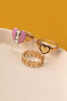 This is a beautiful and amazing rings. Suitable for anytime of the day.DIMENSION:size: 6-7 mixMetal finish: Gold Platingproduct: Lead & Nickle Compliantanti-tarnish: Double E-coating Trendy Metal Ring Jewelry For Valentine's Day, Trendy Valentine's Day Metal Ring Jewelry, Trendy Gold Heart Ring For Anniversary, Trendy Gold Heart Ring For Valentine's Day, Trendy Gold Heart Promise Ring, Gold Open Couple Rings For Valentine's Day, Valentine's Day Gold Midi Rings, 50 Balloons, Sunglass Chain