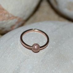 ⋙ 14kt Pink Gold Filled tragus ring. ⋙ This listing is for one earring. ⋙ Available gauges for the ring: 22g; 20g. ⋙ Please note: the less gauge number, the thicker ring is. ⋙ Available interior (inner) diameters: 7mm; 8mm; 9mm; 10mm; 11mm; 12mm ⋙ I will put your order into a beautiful jewelry box (it will be ready for gift giving). Hypoallergenic Yellow Gold Round Nose Rings, Ring Nose Piercing Rose Gold, Tragus Piercing Jewelry Hoop Size, Rose Gold Nose Stud, Forward Helix Earrings, Tragus Ring, Cartilage Ring, Tragus Hoop, Tragus Stud