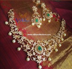 Choker Designs, Diamond Necklace Designs, Real Gold Jewelry, Bridal Jewelry Collection, Gold Wedding Jewelry, Wedding Jewellery Collection, Gold Jewelry Earrings, Diamond Jewelry Designs