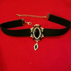 Elegant Choker Rhinestones Diamond/ Black Looks Like Velvet Choker With 3" Extension. Approximately 11 3/4" Long With 3" Extension X Choker 3/4" X Center Piece 2 1/2" Long X 1 1/4" Wide. Never Worn. 14 Years And Above. This Item Is Made In Compliance Under Proposition 65. Elegant Black Choker With Rhinestones, Elegant Black Rhinestone Choker, Black Rhinestone Choker Jewelry, Black Rhinestone Party Choker, Party Black Choker With Rhinestones, Party Black Rhinestone Choker, Choker Diamond, Elegant Choker, Yellow Gems