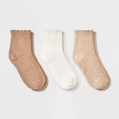 Women's Scallop Edge 3pk Ankle Socks - Universal Thread™ 4-10 : Target Breastfeeding Outfits, Pretty Socks, Trendy Socks, Oatmeal Cream, Outfits For Fall, Breastfeeding Clothes, Sock Outfits, Ugg Tasman, Scallop Edge