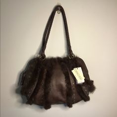 Fine Italian Leather With Rabbit Fur Brown Leather Bags For Winter, Chic Leather Bags For Winter, Leather Shoulder Bag For Winter, Winter Leather Shoulder Bag, Winter Leather Tote Bag, Leather Shoulder Bag For Everyday Winter Use, Winter Leather Shopping Bags, Winter Leather Shoulder Bag For Shopping, Elegant Brown Bag For Winter