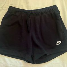 Black Nike Sweat Shorts, Brand New Susie Medium Black Sweat Shorts, Nike Sweat Shorts, Sweat Shorts, Black Nike, Shorts Athletic, Nike Shorts, Shorts Black, Nike Black, Athletic Shorts