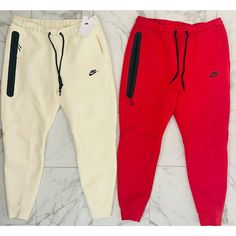 New With Tags All Size Large Retails For $120 Each 80 Or Dm For Me Bulk Price Have Sevral Of The Colors Shown In Pics Panel Leggings, Nike Tech Fleece, Cool Outfits For Men, Nike Leggings, Nike Tech, Tech Fleece, Levi Jeans 501, Fleece Joggers, Distressed Black Jeans