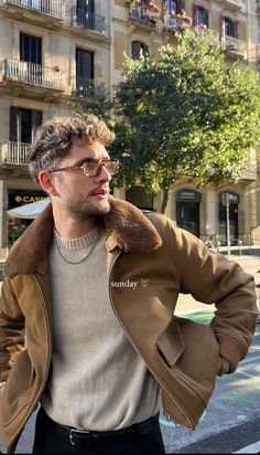 Fall Travel Outfit, Teacher Fashion, Turtleneck Outfit, Mens Casual Outfits Summer, Street Fashion Men Streetwear, Guys Clothing Styles