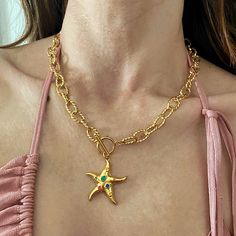 Front Closure Necklace, Starfish Gold Necklace, Gold Chunky Jewelry, Gold Necklace Aesthetic, Gold Chunky Necklace, Chunky Gold Necklace, Modern Y2k, Chunky Gold Necklaces, Layering Style