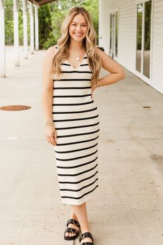 honor dress in white and black Spring Striped Bodycon Midi Dress, Chic Striped Knee-length Midi Dress, Fitted Vertical Stripes Midi Dress For Spring, Striped Fitted Midi Dress For Date Night, Spring Knee-length Midi Dress With Vertical Stripes, Fitted Midi Dresses With Vertical Stripes, Chic Striped Midi Dress For Date Night, Chic Striped Fitted Midi Dress, Striped Midi Bodycon Dress