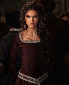 Katherine Pierce Outfits, Vampire Diaries Fashion, Vampire Diaries Outfits, جوني ديب, Katerina Petrova, Vampire Diaries Wallpaper, Vampire Diaries Funny, Vampire Diaries Cast, Katherine Pierce