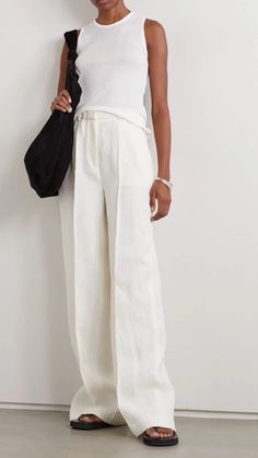 Minimalist Spring Outfits, Uniform Inspiration, Loulou Studio, Cotton Slip, All White Outfit, Wide Pants, Looks Style, Spring Summer Outfits, Minimal Fashion