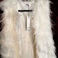 Nwt Pockets Hook Closure In Front Faux Fur Approx 41” Flat Measurement White Party Outerwear For Fall, White Faux Fur Outerwear For Party, White Faux Fur Party Outerwear, Black Tweed Jacket, Cable Knit Vest, Oversized Puffer, Tweed Vest, Oversized Vest, Green Vest