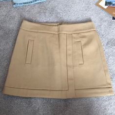 Arte Camel Color Skirt Chic Khaki Skirt For Fall, Chic Beige Skort For Fall, Chic Beige Skort With Pockets, Chic Beige Mini Skirt With Pockets, Beige Mini Skirt With Pockets For Fall, Fall Beige Mini Skirt With Pockets, Beige Mini Skirt For Fall Day Out, Zara Brown Lined Skirt, Zara Lined Brown Skirt