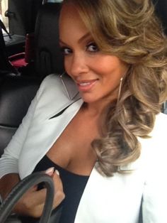 evelyn lozada, basketball wives Skincare Pics, African American Beauty, Hair Fair, Ladies Room, Hollywood Hair, Dirty Blonde Hair, Hair Shows