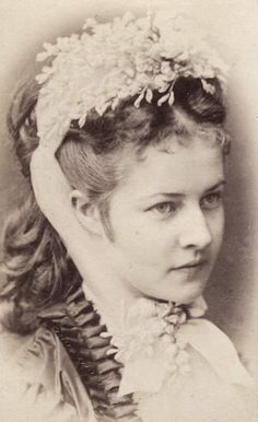 1800s Hairstyles, Historical Hairstyles, Edwardian Hairstyles, Victorian Hairstyles, Postal Vintage, Old Portraits, Portrait Vintage, Womens Hair