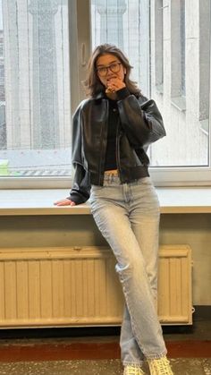 erikamimimi Museum Outfit, Trousers Outfit, Uni Outfits, Casual Day Outfits, Classy Work Outfits, Stockholm Fashion, Fashion Attire, Simple Trendy Outfits, Outfit Inspo Fall