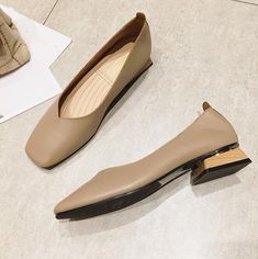 Beige Shoe, Spring Flats, Mid Heel Shoes, Women Heels, Shoes Spring, Woman Shoes, Womens Ballet Flats, Beige Shoes, Evening Shoes