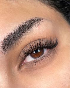 #Natural_Lash_Extensions_Round_Eyes #Lash_Extensions_For_Round_Face #Full_Short_Lash_Extensions #Simple_Eyelash_Extensions_Short Natural Lash Extensions Round Eyes, Extension Ciglia One To One, One By One Lashes, Lash Extensions Volume, Single Lash Extensions, Eyelash Extensions Classic, Natural Fake Eyelashes, Lashes Fake Eyelashes, Eyelash Extensions Styles